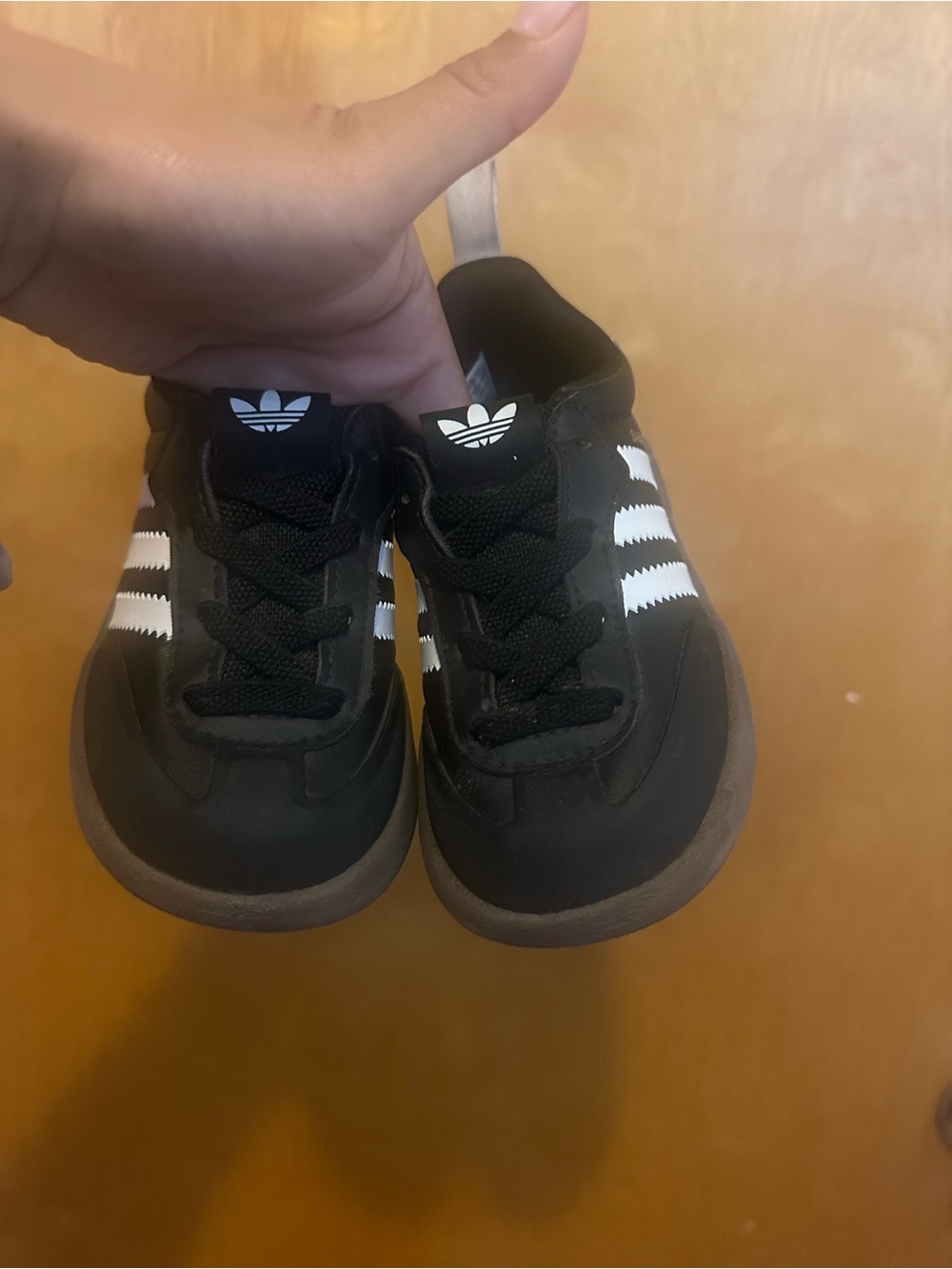 adidas 7c toddler Kids Black and White Stripe Sneakers